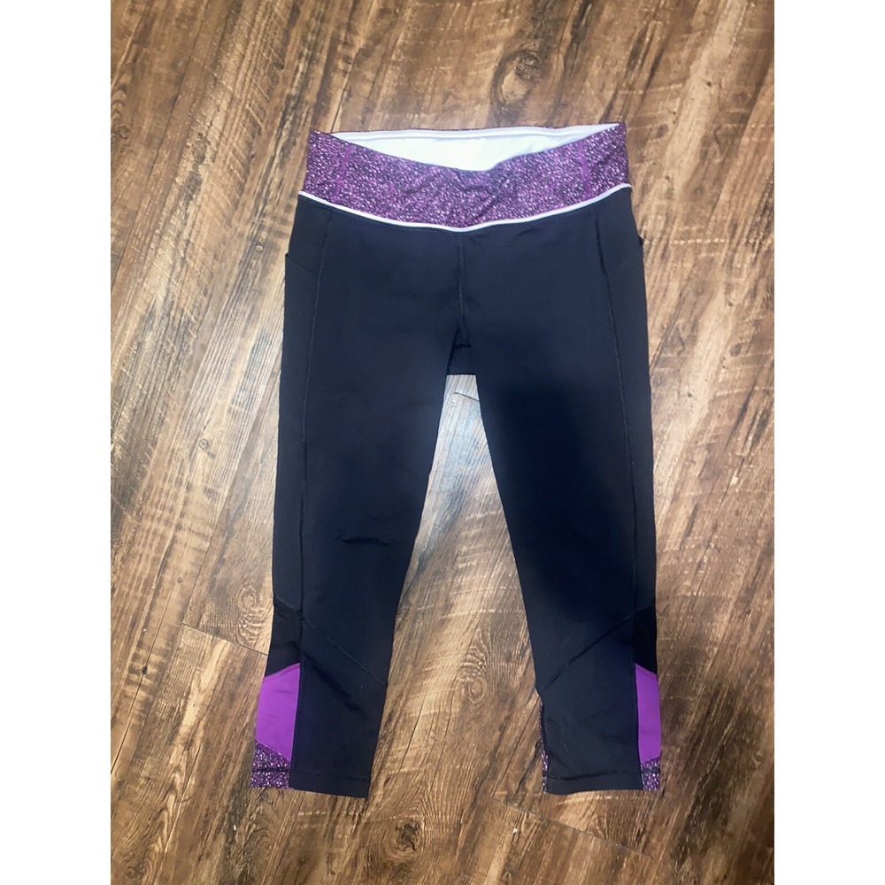 Lululemon Black‎ Cropped Leggings Size 8